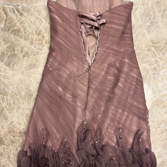 Love 16 Dress - Picture 2 of 4